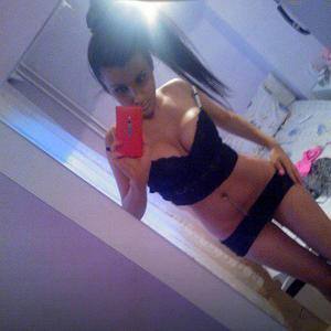 Meet Katrina from Hawaii (30) | Discreet Adult Dating