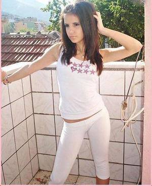 Kenna, 30 in California | Casual Dating and Private Chat