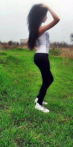 Janet, age 18, local profile image in Washington