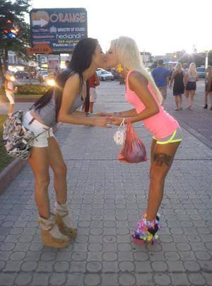 Meet Helena (24) from Michigan | FWB Casual Partner