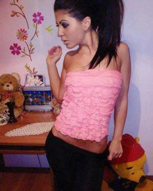 Ayla, 24 from California | Older Men and Younger Women Dating