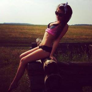 Meet Kyra (30) from Florida | No-Strings Adult Dating