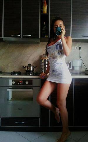 Local profile photo of Litzy, 29, in Rawlins, WY