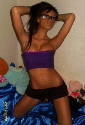 Profile photo for Dorothy, 22, Florida adult dating