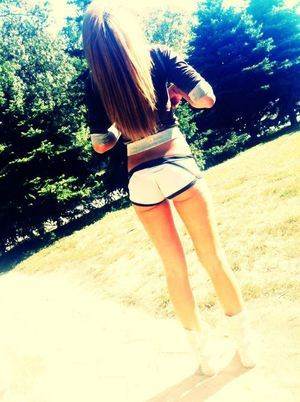 Nadia (20), California adult dating profile image