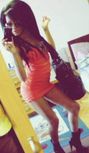 Connect with Lara (22) in Virginia | Adult Dating