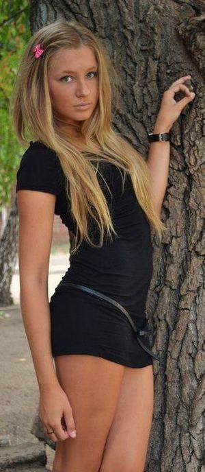 Local profile photo of Roxana, 18, in District Of Columbia