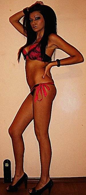 Jaqueline (18) from Uhrichsville, OH profile image