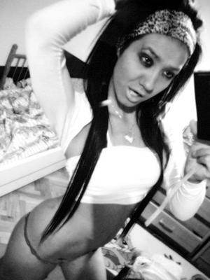 Cristal, age 28, Florida profile picture