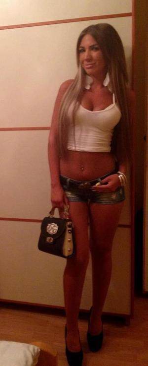 Lacy, age 24, Columbia, MO profile picture