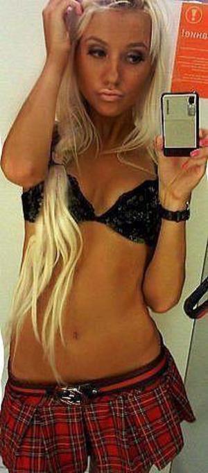 Eliana from Culver, Indiana is looking for adult webcam chat