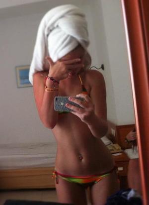 Catherin from Hartville, Wyoming is looking for adult webcam chat