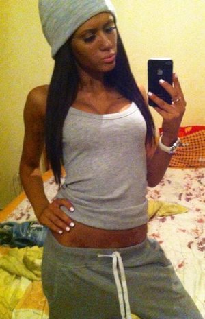 Carole from Rose Hill, Mississippi is looking for adult webcam chat