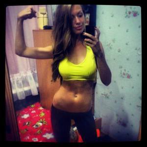 Lorrine from Whitesville, Kentucky is looking for adult webcam chat