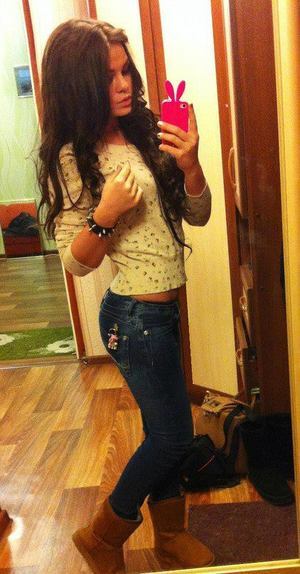Evelina from Walsh, Colorado is looking for adult webcam chat