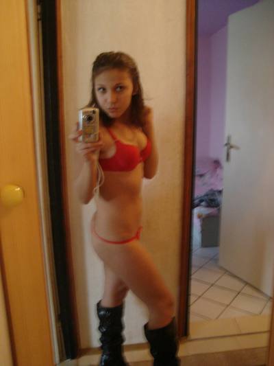 Lakia from California is looking for adult webcam chat