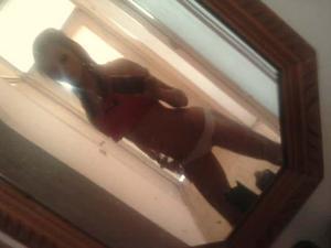 Missy from Louisiana is looking for adult webcam chat
