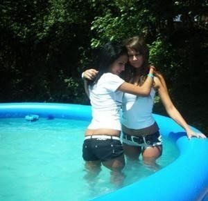 Scarlett is a cheater looking for a guy like you!